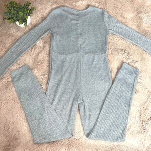 Shein Youth Light Gray Ribbed Knit Long Sleeve Jumpsuit Size: 11-12Y